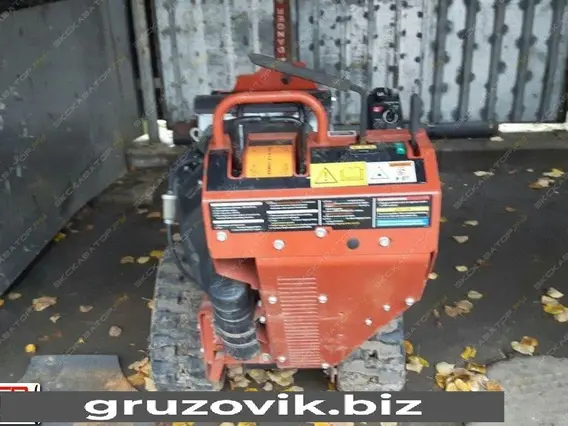 Дорожная техника Ditch Witch RT24 2012 года б/у фото 2