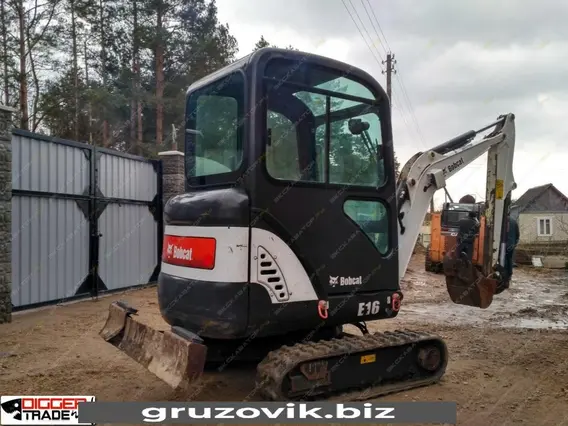 Экскаватор Bobcat E16 2014 года б/у фото 9