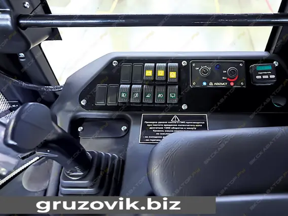 Фронтальный погрузчик RM-Terex TL150 2018 года б/у фото 8
