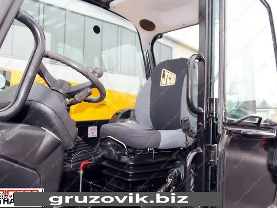 Телескопический погрузчик JCB LOADALL 531-70 2012 года б/у фото 4