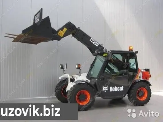 Телескопический погрузчик Bobcat T2250 2018 года б/у