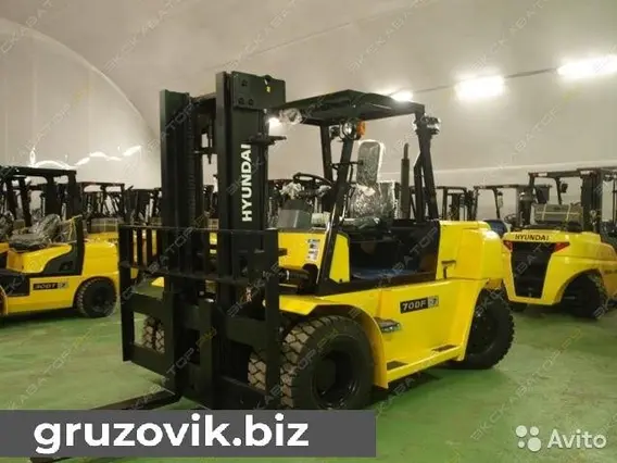 Вилочный погрузчик Hyundai 70DF-7 2017 года б/у фото 2