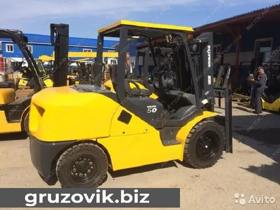 Вилочный погрузчик Komatsu FD50YAT-10 2011 года б/у