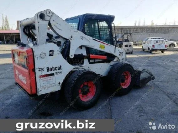 Фронтальный погрузчик Bobcat S770 2012 года б/у