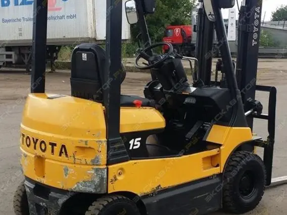Вилочный погрузчик Toyota 7FB15 (7FBH15) 2001 года б/у фото 10