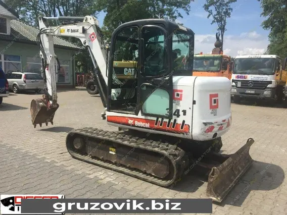 Экскаватор Bobcat 341 2009 года б/у фото 3