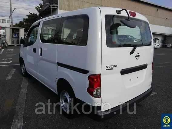 Микроавтобус Nissan NV200 VM20 2013 года б/у фото 3