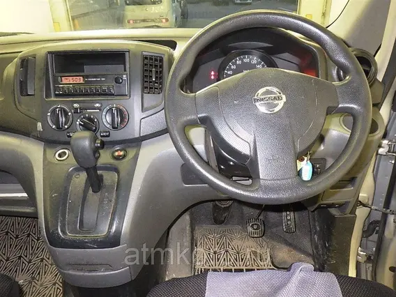 Микроавтобус Nissan NV200 VM20 2011 года б/у фото 5