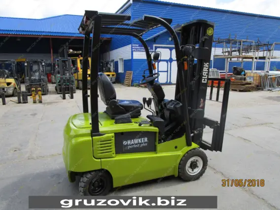 Вилочный погрузчик Clark GEX16 2013 года б/у