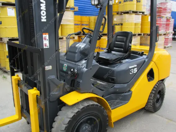 Вилочный погрузчик Komatsu FD35AT-17 2019 года б/у