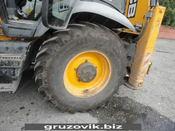 Экскаватор-погрузчик JCB 3CX 2013 года б/у фото 5