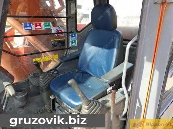 Экскаватор Hitachi ZAXIS 225USRK 2002 года б/у фото 12