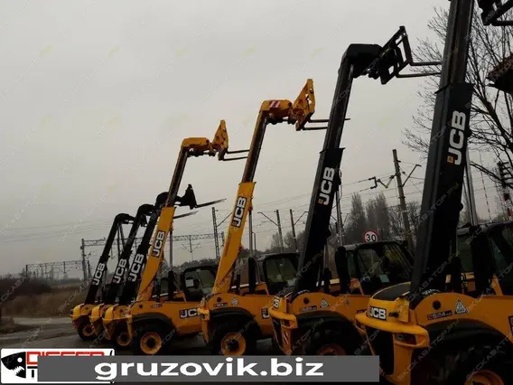 Телескопический погрузчик JCB LOADALL 520-40 2012 года б/у фото 5