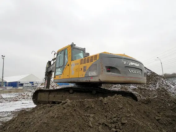 Экскаватор Volvo EC 240 2006 года б/у фото 4