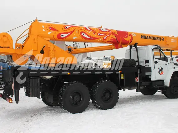 Автокран Урал 4320 NEXT Ивановец КС-45717-2Р 2025 года новый фото 4