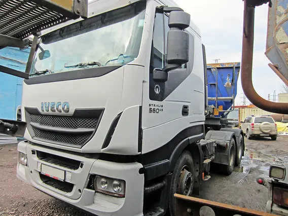 Тягач IVECO Stralis 2014 года б/у фото 4