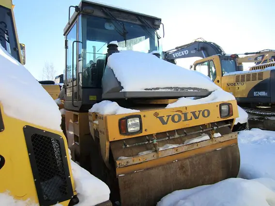 Дорожный каток Volvo DD 85-1 2008 года б/у фото 3