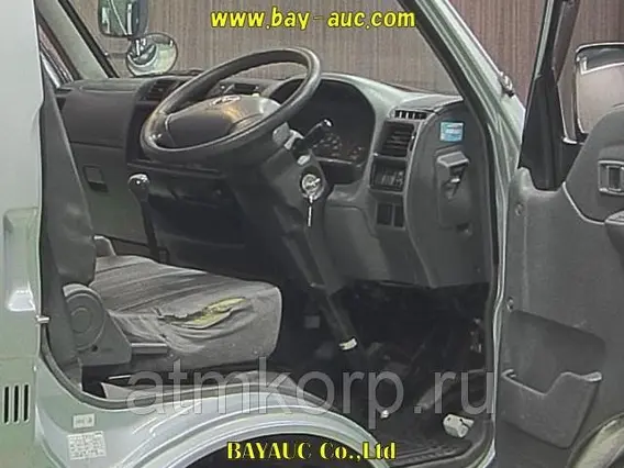Тентованный грузовик Mazda BONGO SKP2T 2012 года б/у фото 3