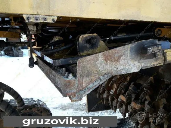 Дорожная фреза Caterpillar PM200 2007 года б/у фото 14