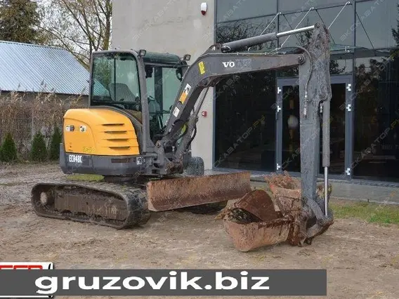 Экскаватор Volvo ECR 48C 2011 года б/у фото 2