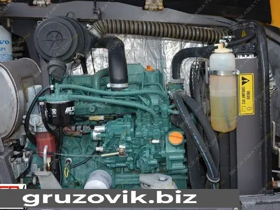 Экскаватор Volvo ECR 48C 2011 года б/у фото 5