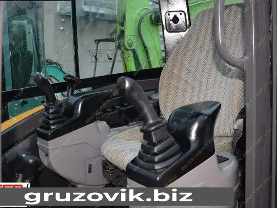 Экскаватор Volvo ECR 48C 2011 года б/у фото 6