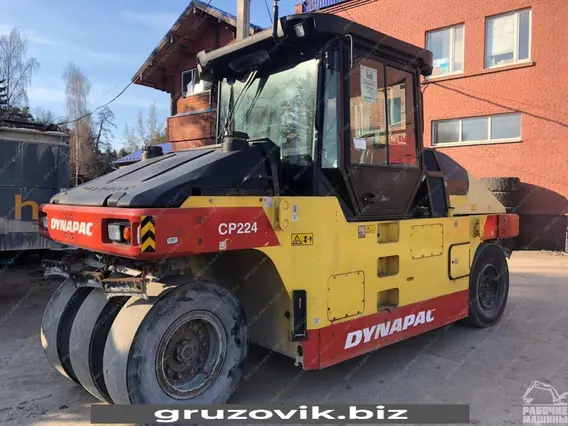 Дорожный каток Dynapac CP224 2012 года б/у
