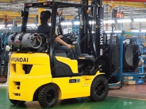 Вилочный погрузчик Hyundai 15L-7M 2018 года новый