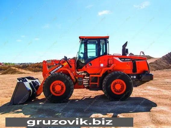 Фронтальный погрузчик Doosan DL200 2018 года б/у фото 3