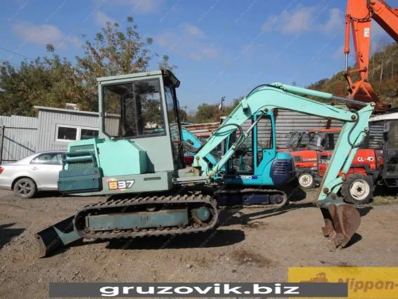 Экскаватор Yanmar B37 2005 года б/у фото 6