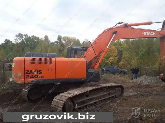 Экскаватор Hitachi ZX240LC 2013 года б/у