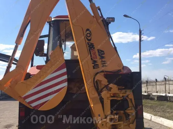 Экскаватор-погрузчик ЧЛМЗ ДЭМ-1143 2015 года б/у фото 9