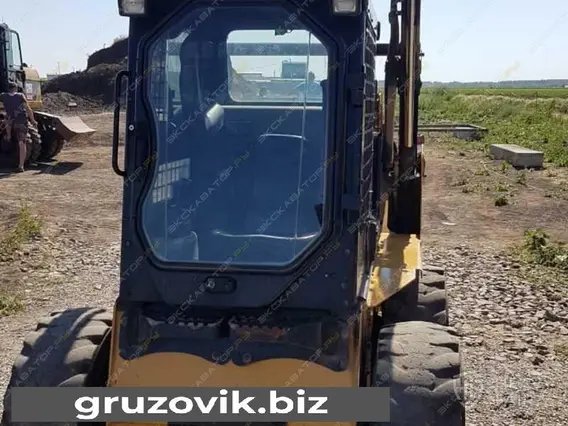 Фронтальный погрузчик Caterpillar 242В 2013 года новый фото 3