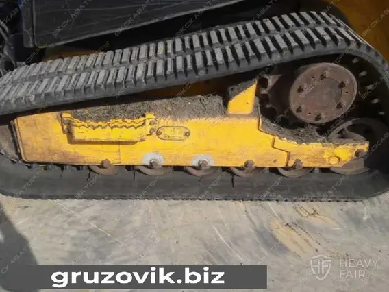 Фронтальный погрузчик JCB 260T 2012 года б/у фото 7