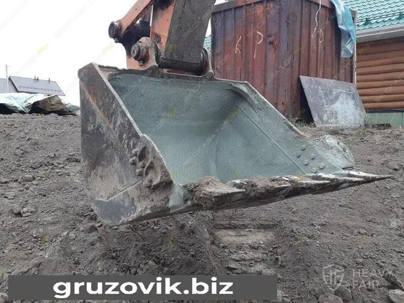 Экскаватор Hitachi ZX240LC-5G 2013 года новый фото 4