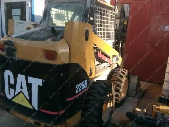 Фронтальный погрузчик Caterpillar 226В 2007 года б/у фото 3