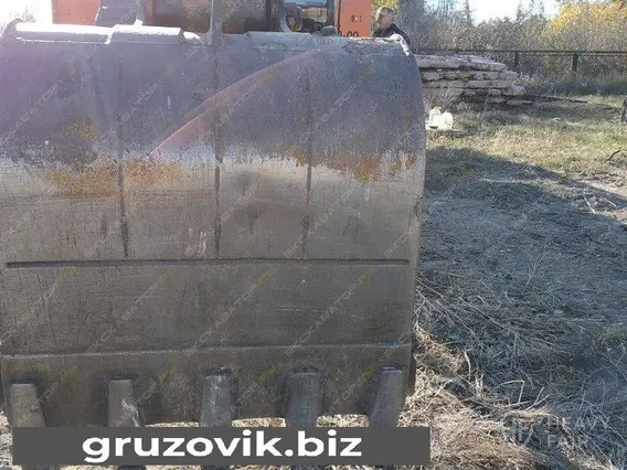 Экскаватор Hitachi ZX240 2013 года новый фото 5