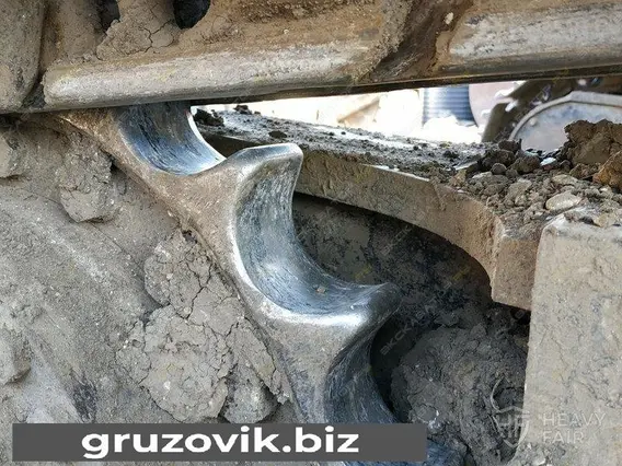 Экскаватор Hitachi ZX240 2013 года новый фото 9