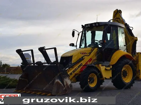 Экскаватор-погрузчик New Holland B100B 2012 года б/у