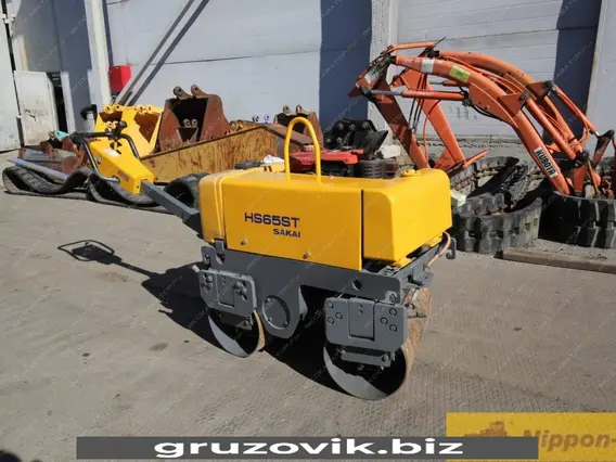Дорожный каток Sakai HS65ST 2002 года б/у