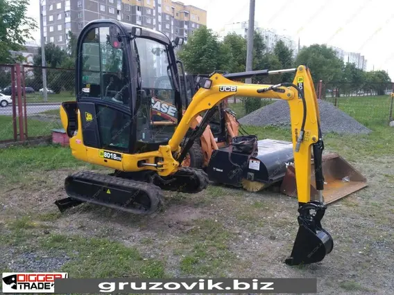 Экскаватор JCB 8018 CTS 2010 года б/у