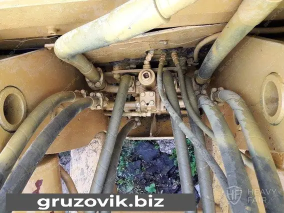 Бульдозер Komatsu D355A 1996 года новый фото 11