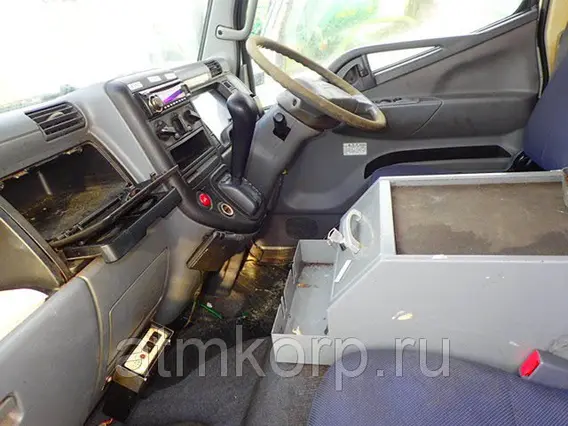 Автофургон Mitsubishi CANTER FE74DV 2008 года б/у фото 4