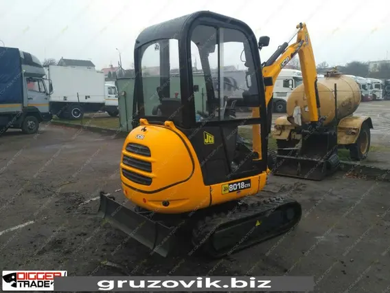 Экскаватор JCB 8018 CTS 2010 года б/у