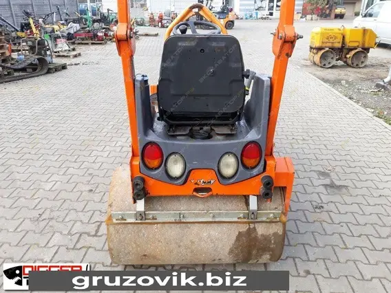 Дорожный каток HAMM HD 10C VV 2008 года б/у фото 3