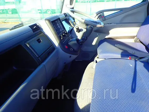 Бортовой Mitsubishi CANTER FB70B 2009 года б/у фото 4