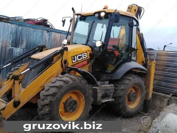 Экскаватор-погрузчик JCB 3CX 2013 года б/у