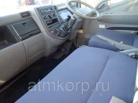 Автофургон MITSUBISHI CANTER FE72B 2010 года б/у фото 4