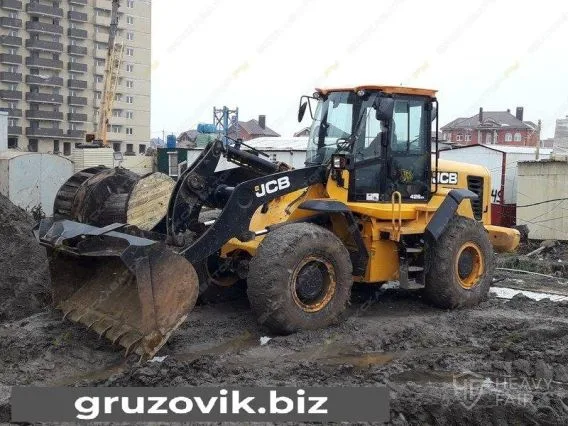 Фронтальный погрузчик JCB 426 ZX 2011 года б/у