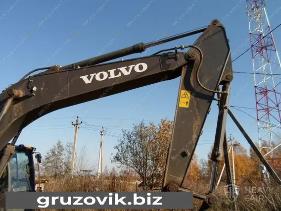 Экскаватор Volvo EC250D 2016 года б/у фото 5